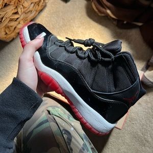 Bred 11s